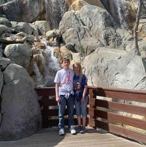 Meet your Posher, Candy